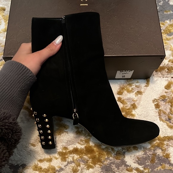 Gucci suede studded boots have been worn size 38 - Picture 4 of 13